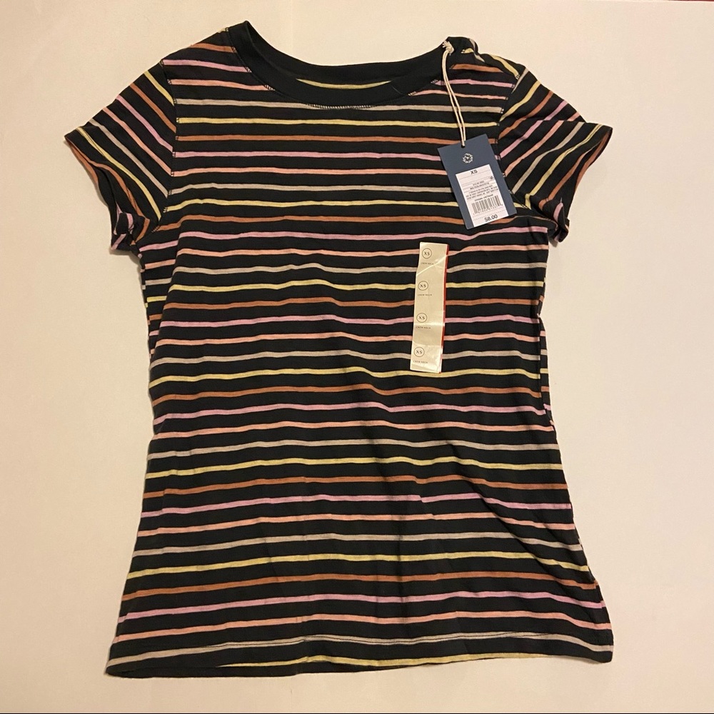 NWT Universal Thread Basic Tee